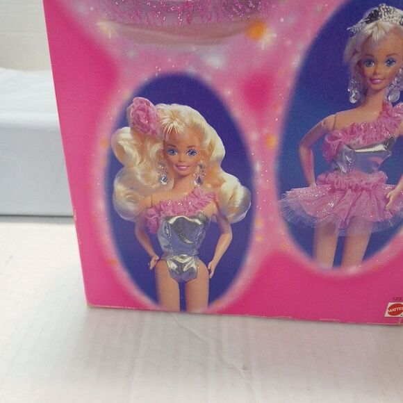VTG Barbie 3 Looks Barbie, 3 Outfits in One 12339 Mattel 1994 Never Out Of Box - Picture 16 of 16